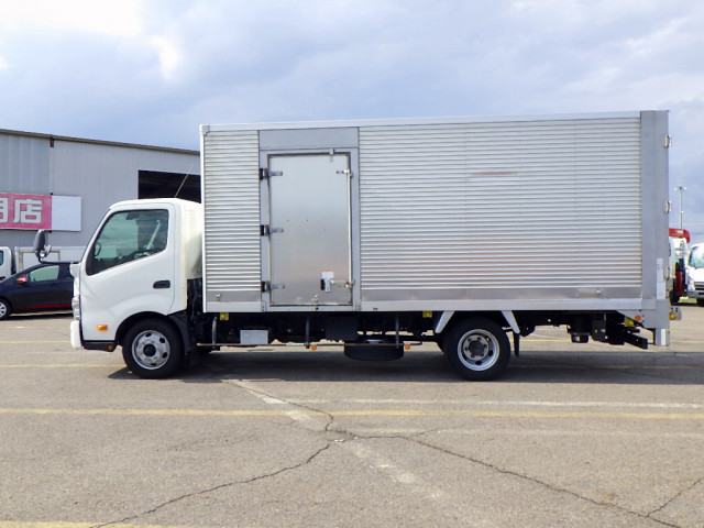 Toyota dyna Small Aluminium box body TPG-XZU722(93977) 4枚目