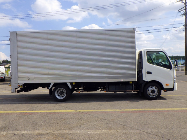 Toyota dyna Small Aluminium box body TPG-XZU722(93977) 5枚目
