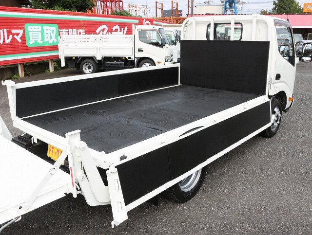日野 デュトロ 小型 平ボディ TPG-XZC605M(93982) 9枚目