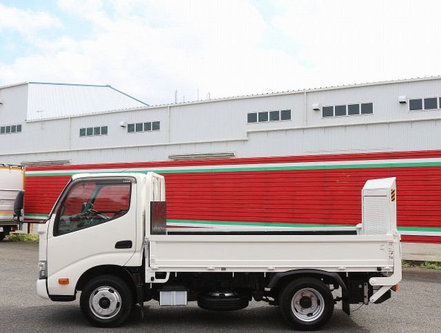 日野 デュトロ 小型 平ボディ TKG-XZC605M(93991) 8枚目