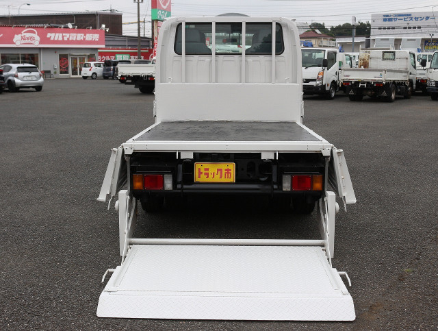 いすゞ エルフ 小型 Wキャブ TPG-NJR85A(93990) 20枚目