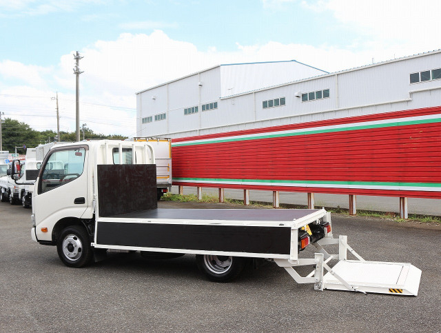 日野 デュトロ 小型 平ボディ TKG-XZC605M(93991) 25枚目