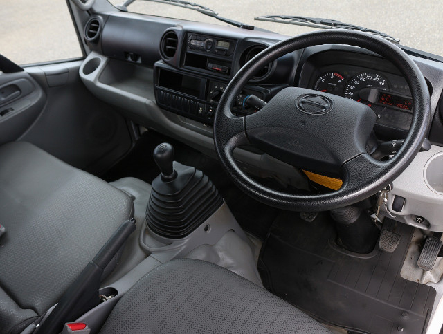 日野 デュトロ 小型 平ボディ TKG-XZC605M(93991) 34枚目