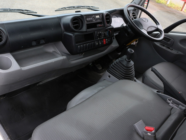 日野 デュトロ 小型 平ボディ TKG-XZC605M(93991) 44枚目