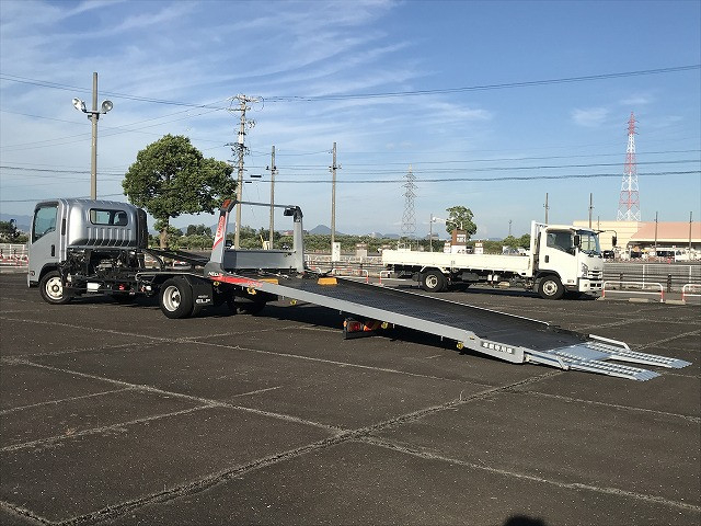 いすゞ エルフ 小型 車載専用車 TRG-NPR85AN(93994) 11枚目