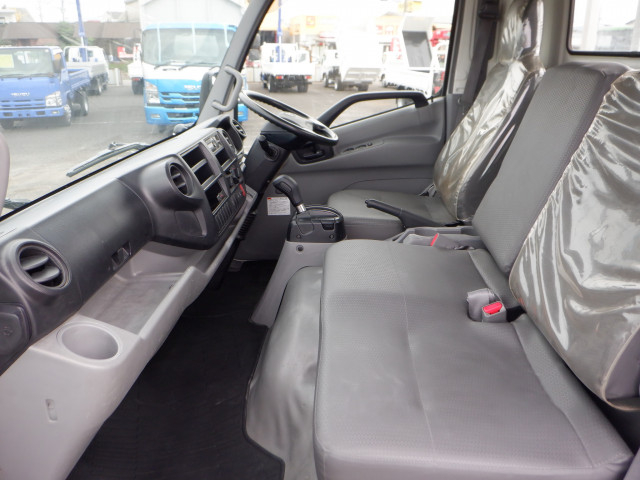 日野 デュトロ 小型 平ボディ TPG-XZC710M(93992) 30枚目