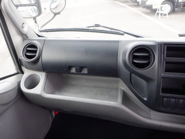 日野 デュトロ 小型 平ボディ TPG-XZC710M(93992) 37枚目