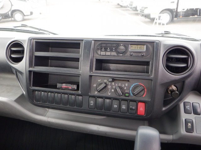 日野 デュトロ 小型 平ボディ TPG-XZC710M(93992) 38枚目