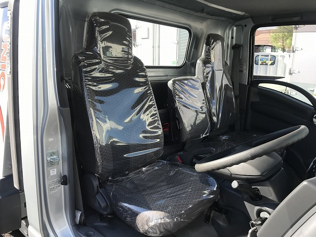 いすゞ エルフ 小型 車載専用車 TRG-NPR85AN(93994) 34枚目