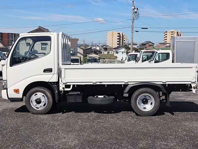 トヨタ ダイナ 小型 平ボディ TKG-XZC605(93998) 9枚目