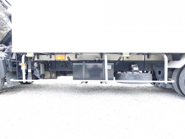 日野 レンジャー 中型 冷凍冷蔵バン 2KG-FC2ABG(94005) 20枚目
