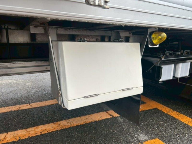 三菱ふそう スーパーグレート 大型 冷凍冷蔵バン QPG-FS64VZ(94016) 22枚目