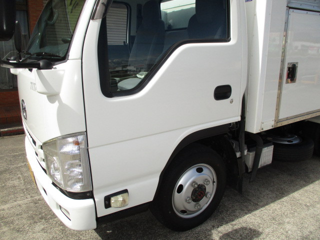 マツダ タイタン 小型 冷凍冷蔵バン TRG-LHS85AN(94022) 40枚目