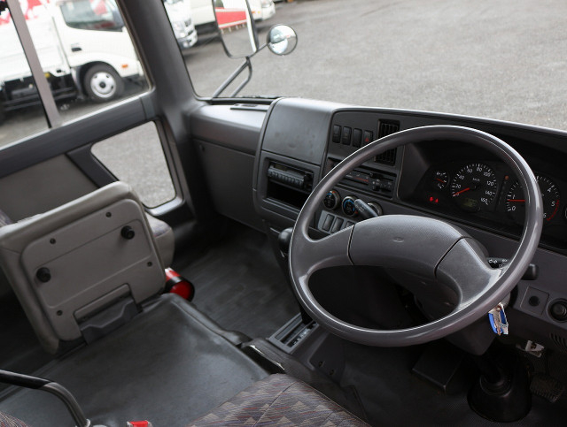 日産自動車 シビリアン 中型 バス UD-DHW41(94024) 3枚目
