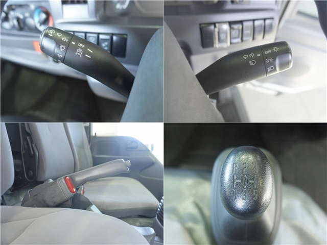 いすゞ エルフ 小型 平ボディ TRG-NJR85A(94025) 41枚目