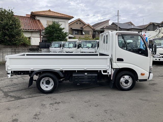 日野 デュトロ 小型 平ボディ TKG-XZU605M(94028) 5枚目