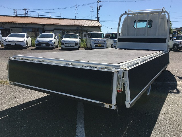 トヨタ トヨエース 小型 平ボディ TKG-XZU695(94039) 15枚目