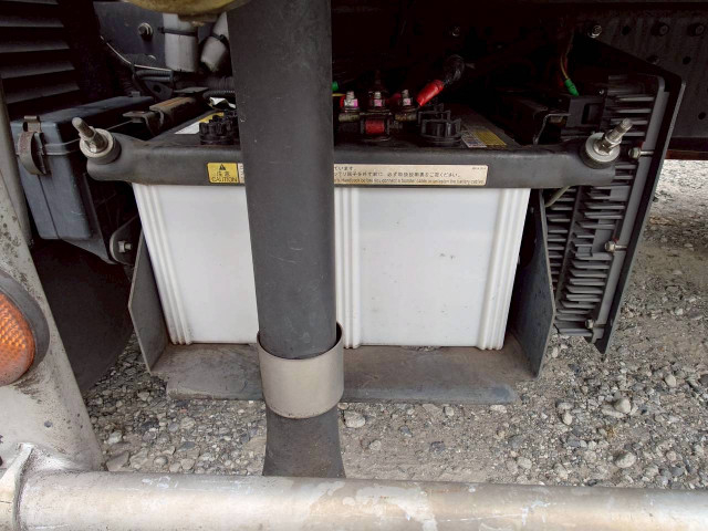 三菱ふそう キャンター 小型 冷凍冷蔵バン TPG-FEB80(94044) 22枚目