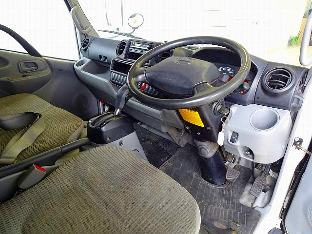 日野 デュトロ 小型 アルミバン TKG-XZC645M(94066) 5枚目