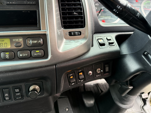 日野 レンジャー 中型 冷凍冷蔵バン TKG-FD7JLAG(94070) 24枚目