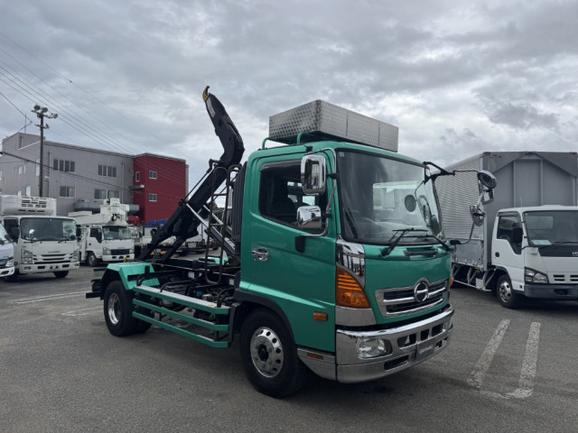 日野 レンジャー 中型 コンテナ専用車 TKG-FC9JEAA(94093) 2枚目