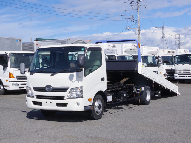 日野 デュトロ 小型 車載専用車 TKG-XZU720M(94100) 1枚目