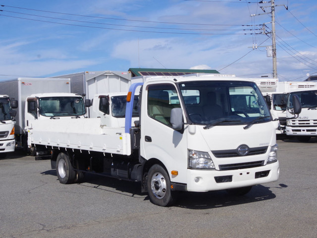 日野 デュトロ 小型 車載専用車 TKG-XZU720M(94100) 2枚目