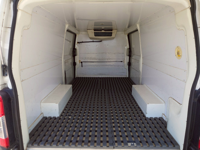 日産自動車 キャラバン 小型 冷凍冷蔵バン LDF-VW2E26(94101) 11枚目