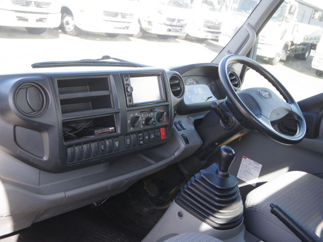 日野 デュトロ 小型 車載専用車 TKG-XZU720M(94100) 27枚目