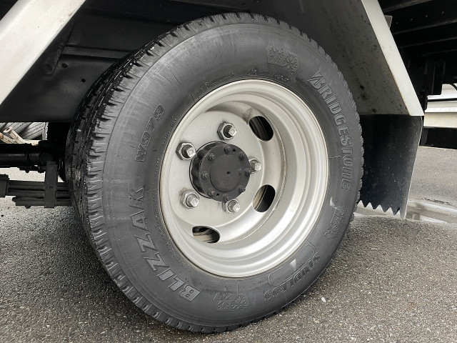 トヨタ トヨエース 小型 アルミバン TKG-XZU645(94107) 33枚目