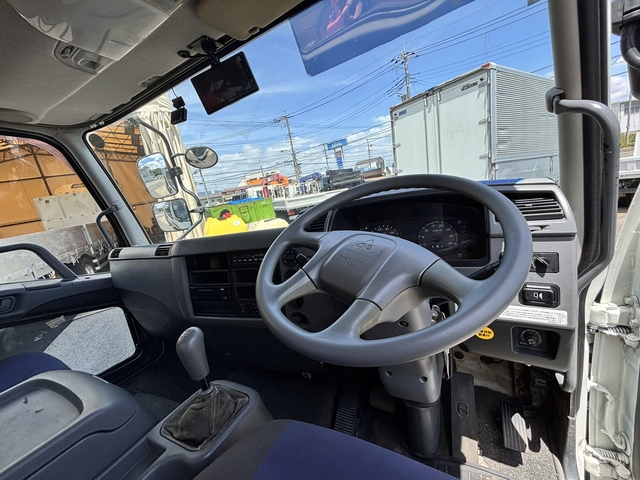三菱ふそう ファイター 増トン 平ボディ（クレーン付） QKG-FK62FZ(108215) 67枚目