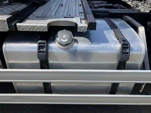 日野 プロフィア 大型 トラクタ 2DG-SH1EEGG(107926) 32枚目