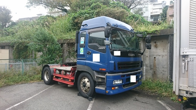 いすゞ エルフ 大型 トラクタ PJ-EXD52D6(2177) 1枚目