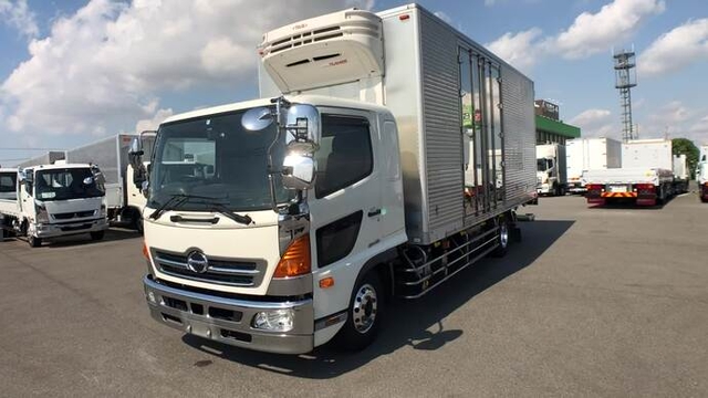 日野 レンジャー 中型 冷蔵冷凍バン TKG-GD7JLAG(34822) 1枚目