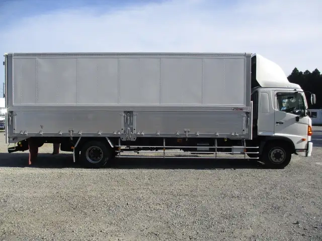日野 レンジャー 小型 アルミウィング QKG-FE7JPAA(94242) 4枚目