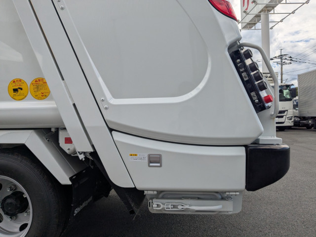 三菱ふそう キャンター 小型 塵芥車（プレス式） 2RG-FEAV0(111469) 33枚目