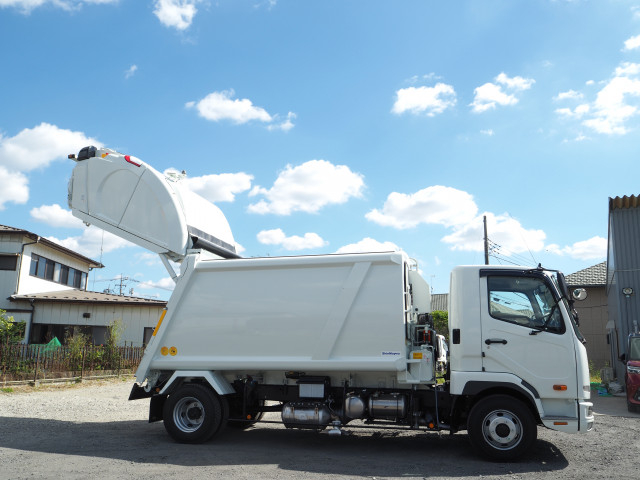 三菱ふそう ファイター 中型 塵芥車（プレス式） 2KG-FK72F(94375) 9枚目