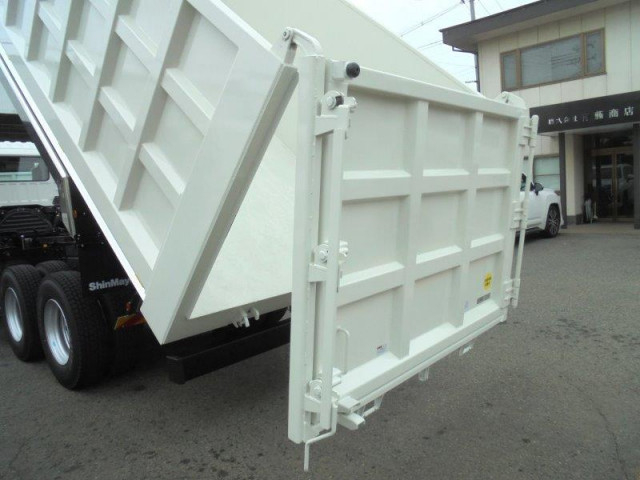 日野 プロフィア 大型 土砂ダンプ 2DG-FS1AJE(94376) 9枚目