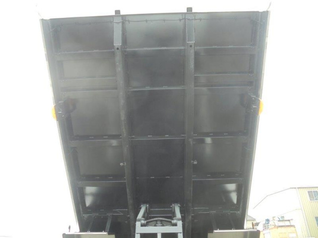 日野 プロフィア 大型 土砂ダンプ 2DG-FS1AJE(94376) 15枚目