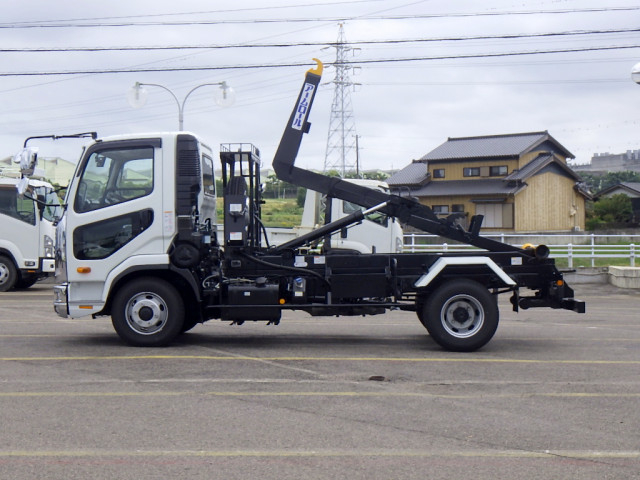 三菱ふそう ファイター 中型 コンテナ専用車 2KG-FK72F(94379) 4枚目