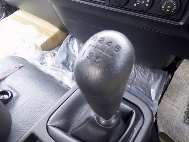 三菱ふそう ファイター 中型 コンテナ専用車 2KG-FK72F(94379) 14枚目