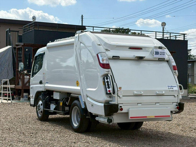 三菱ふそう キャンター 小型 塵芥車（プレス式） 2RG-FEAV0(94387) 3枚目