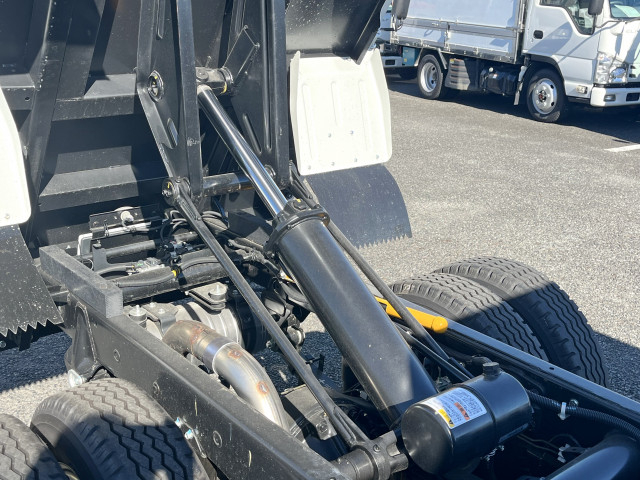 三菱ふそう キャンター 小型 土砂ダンプ 2RG-FBA60(94388) 12枚目