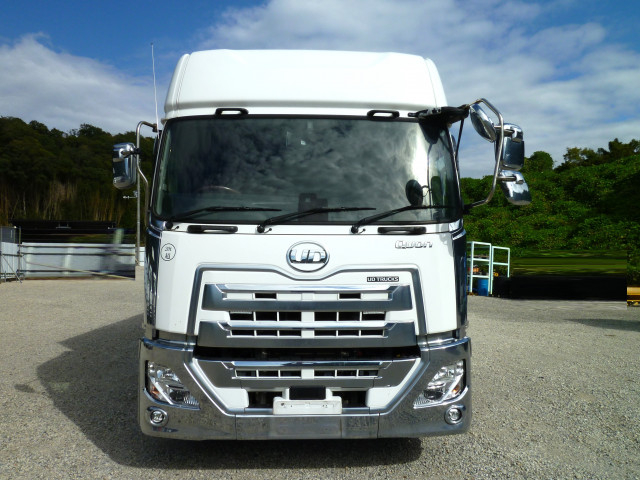 UDトラックス（日産） クオン 大型 アルミウィング 2PG-CG5CA(94397) 2枚目