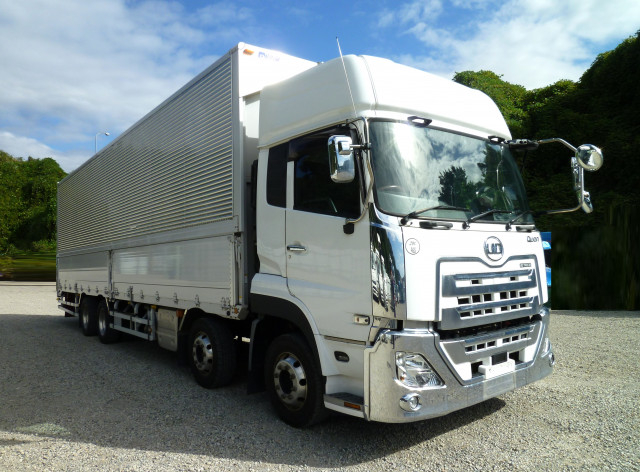 UDトラックス（日産） クオン 大型 アルミウィング 2PG-CG5CA(94397) 3枚目