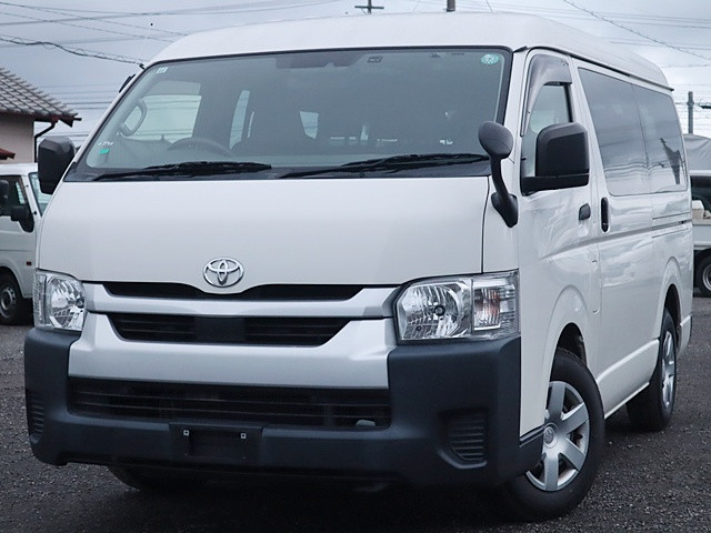 トヨタ ハイエース 小型 アルミバン 3BA-TRH214W(94398) 1枚目