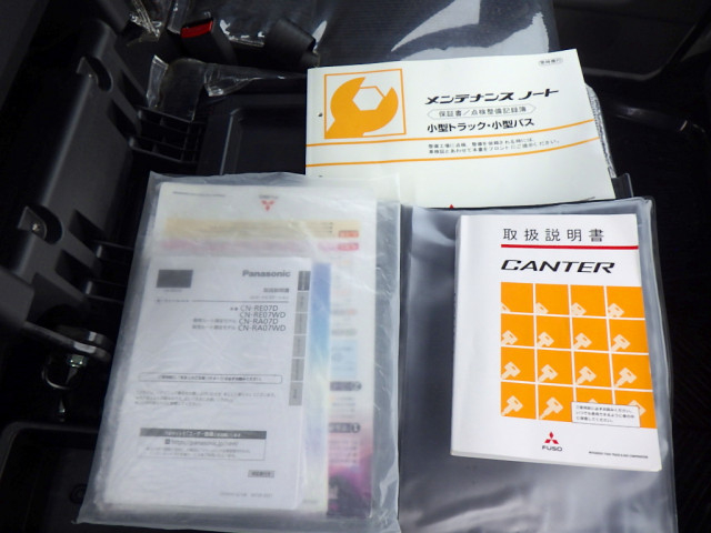 三菱ふそう キャンター 小型 平ボディ 2RG-FEB50(94404) 48枚目
