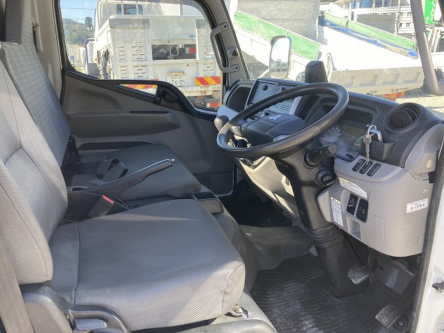 三菱ふそう キャンター 小型 平ボディ 2PG-FEAV0(94414) 24枚目