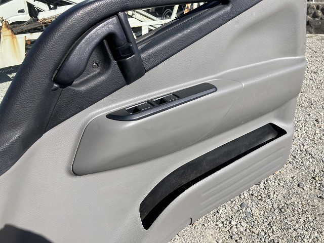 三菱ふそう キャンター 小型 平ボディ 2PG-FEAV0(94414) 31枚目