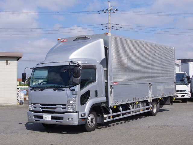 UDトラックス（日産） コンドル 中型 アルミウィング 2PG-BRR90T2(94431) 1枚目